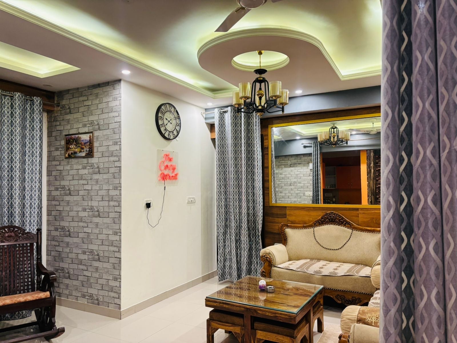 The Mussoorie Glow- Entire 3BHK Penthouse - Tap to explore photos