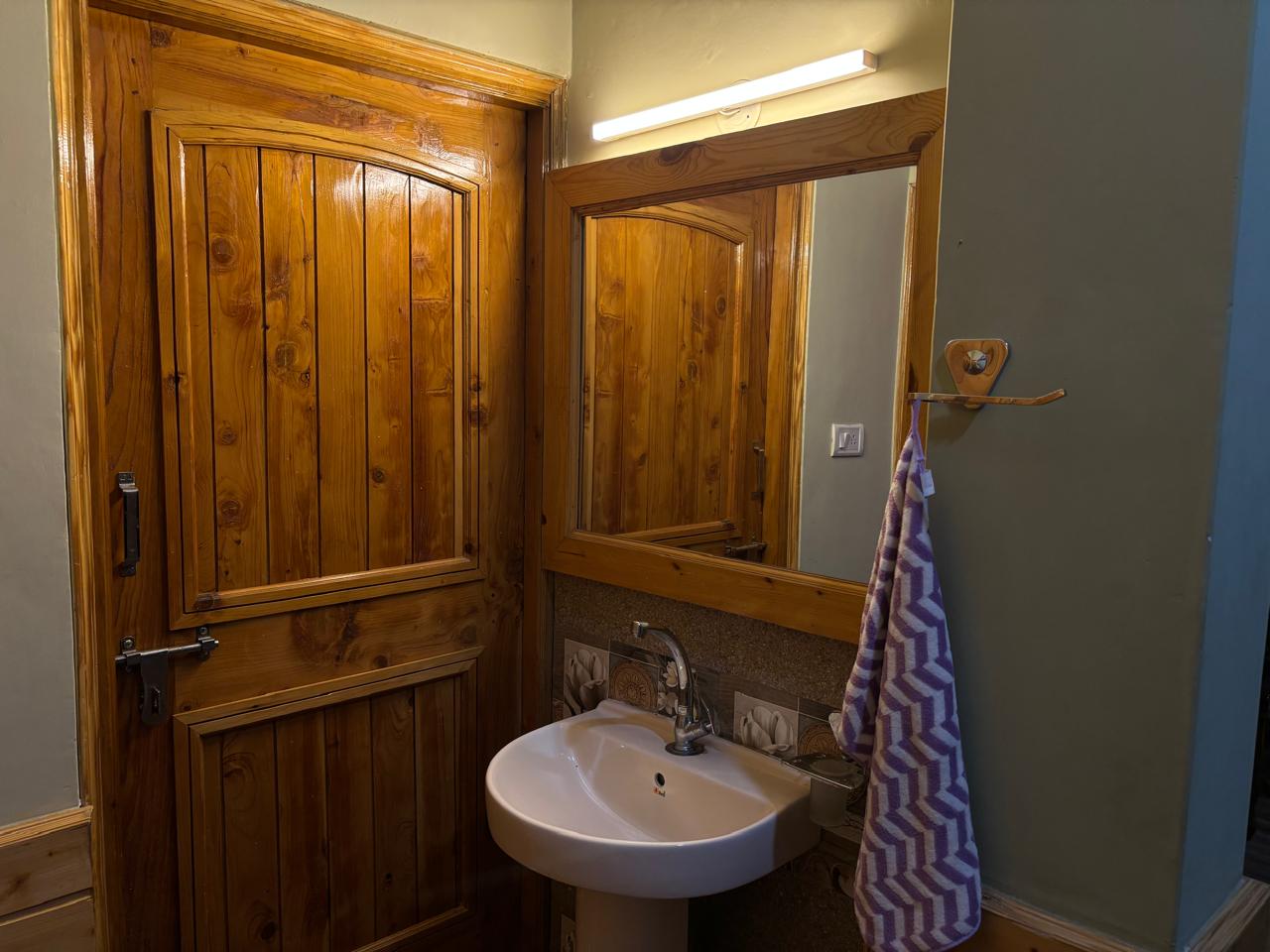 Saatvik Homestay - Tap to explore photos