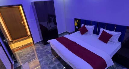 SKY HOTEL Room Type - Standard Room