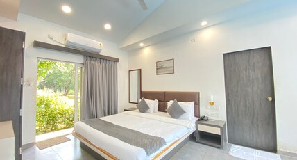 The Green Jungle Resort Room Type - Executive Club With Pool View