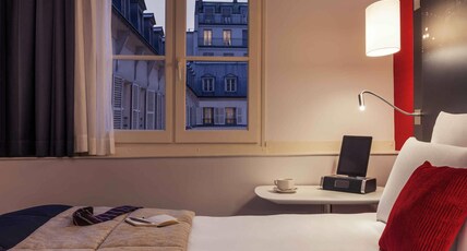 Mercure Paris Opera Louvre Room Type - Privilege Room with 1 double bed Mercure Paris Opera Louvre Room Type - Privilege Room with 1 double bed