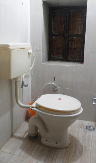Tanus homestay - Tap to explore photos