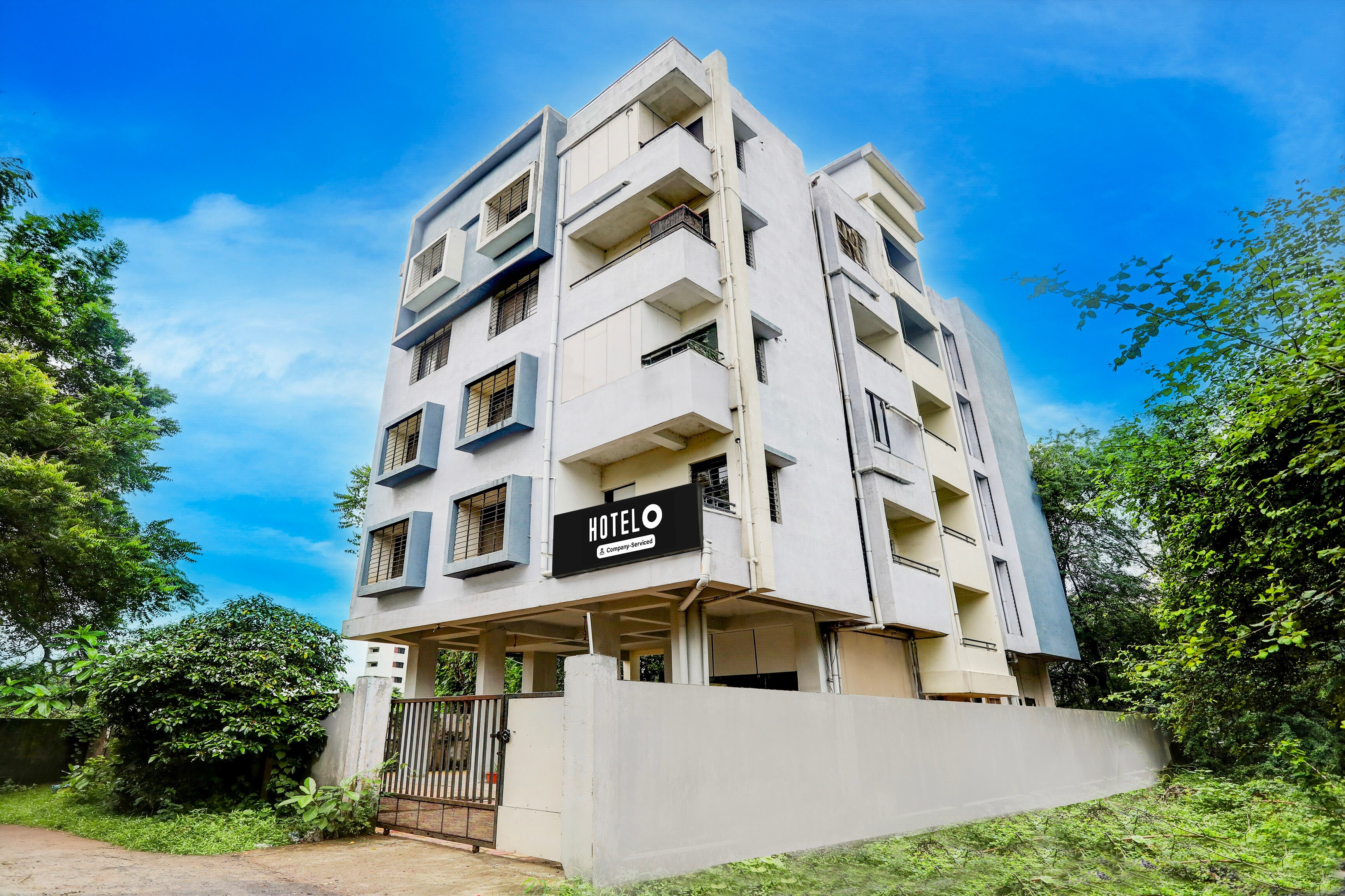 Hotel O Wardha Road Near Airport - Tap to explore photos
