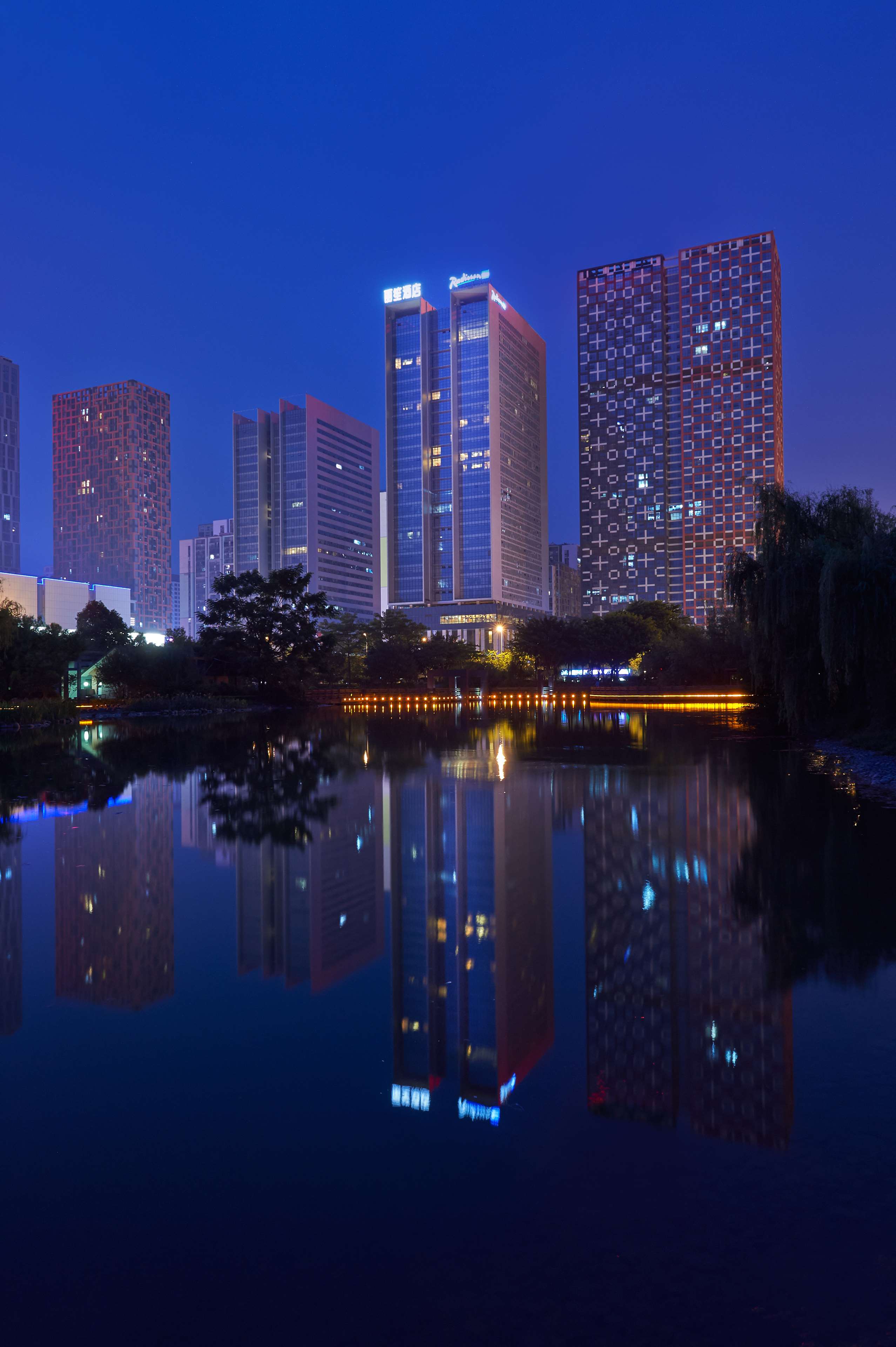 Radisson Blu Hotel Liuzhou - Tap to explore photos