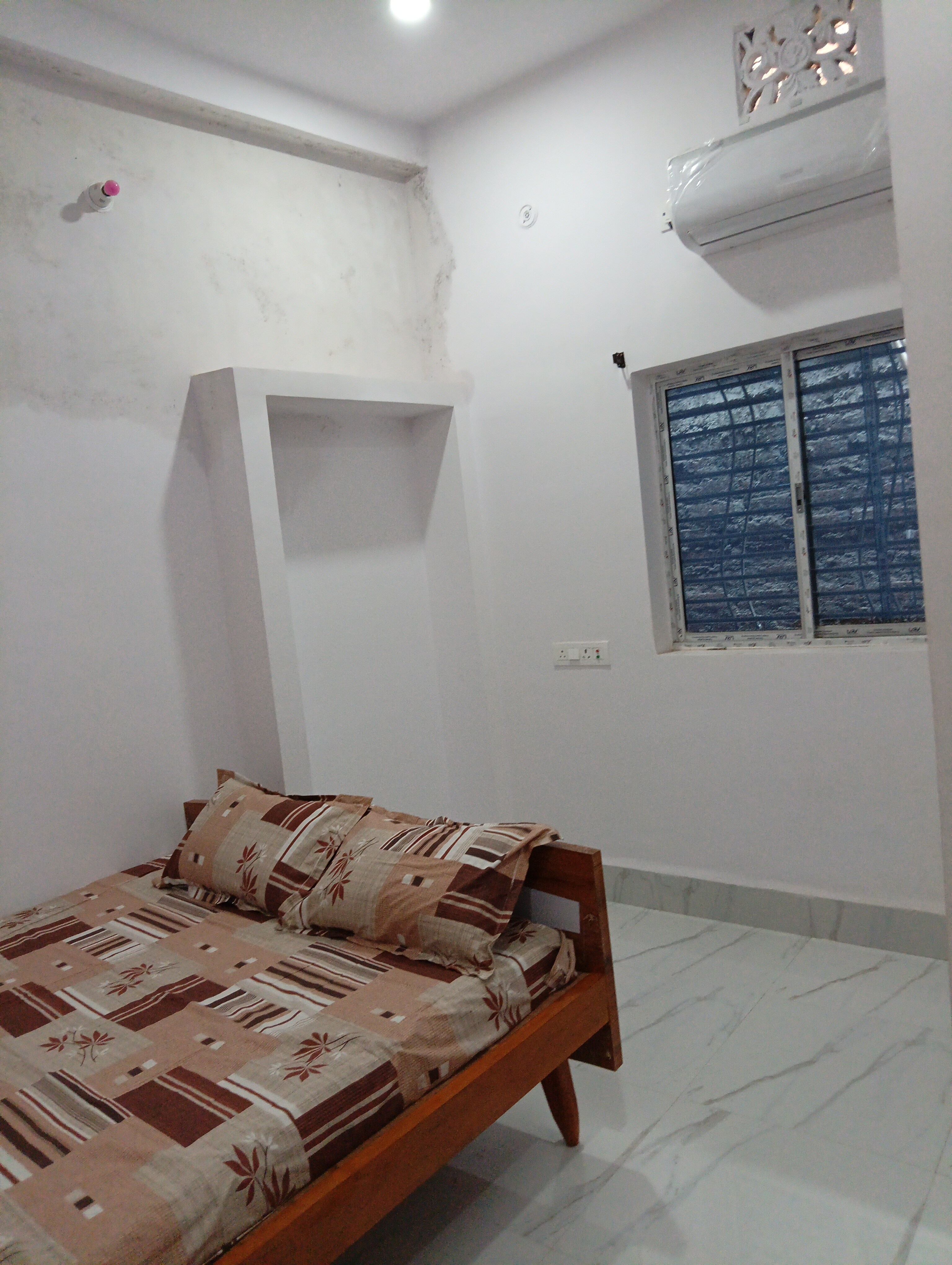 SANTSANG HOTEL - Tap to explore photos