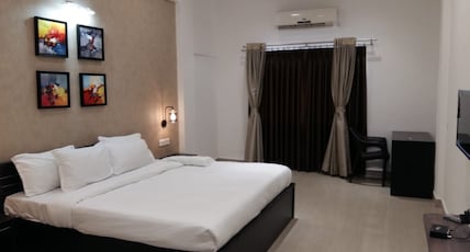 Yash Regency (HMCT) Room Type - Premium Room