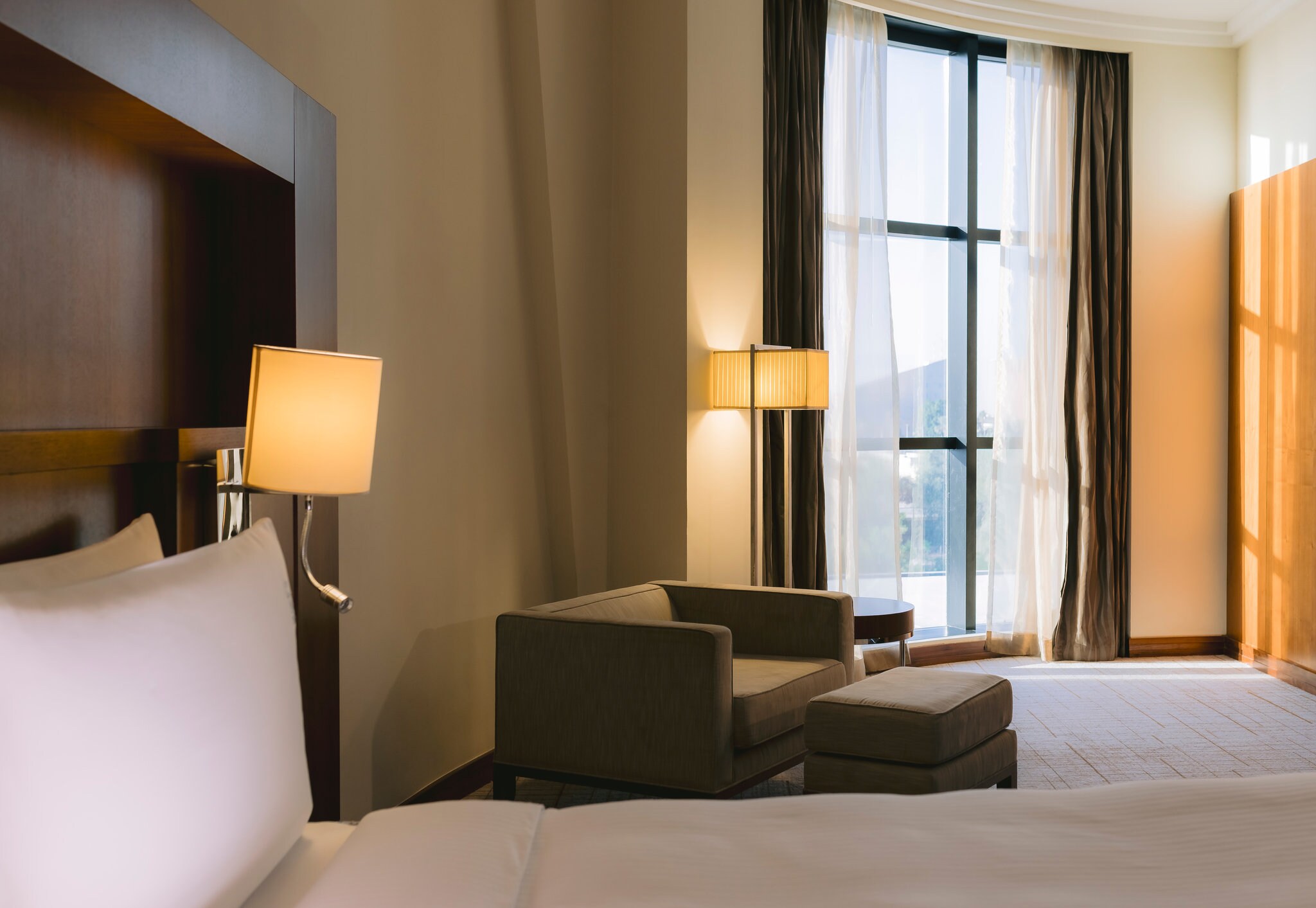 Holiday Inn ABU DHABI - Tap to explore photos