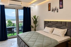 Trinity Peaks Ganga View Escape