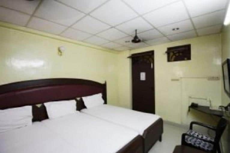 Sorrento Guest House - Tap to explore photos