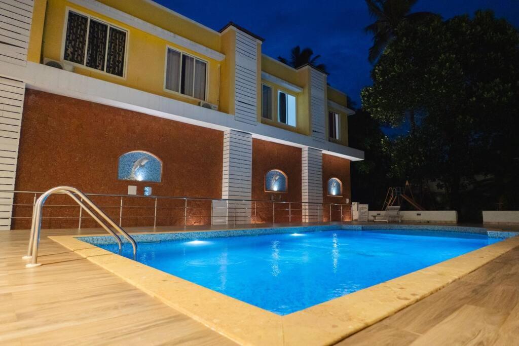 Mumu's Cosy Nest -1BHK - Tap to explore photos
