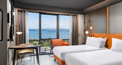 Movenpick Hotel Istanbul Marmara Sea Room Type - SUPERIOR TWIN SEA SIDE ROOM Movenpick Hotel Istanbul Marmara Sea Room Type - SUPERIOR TWIN SEA SIDE ROOM