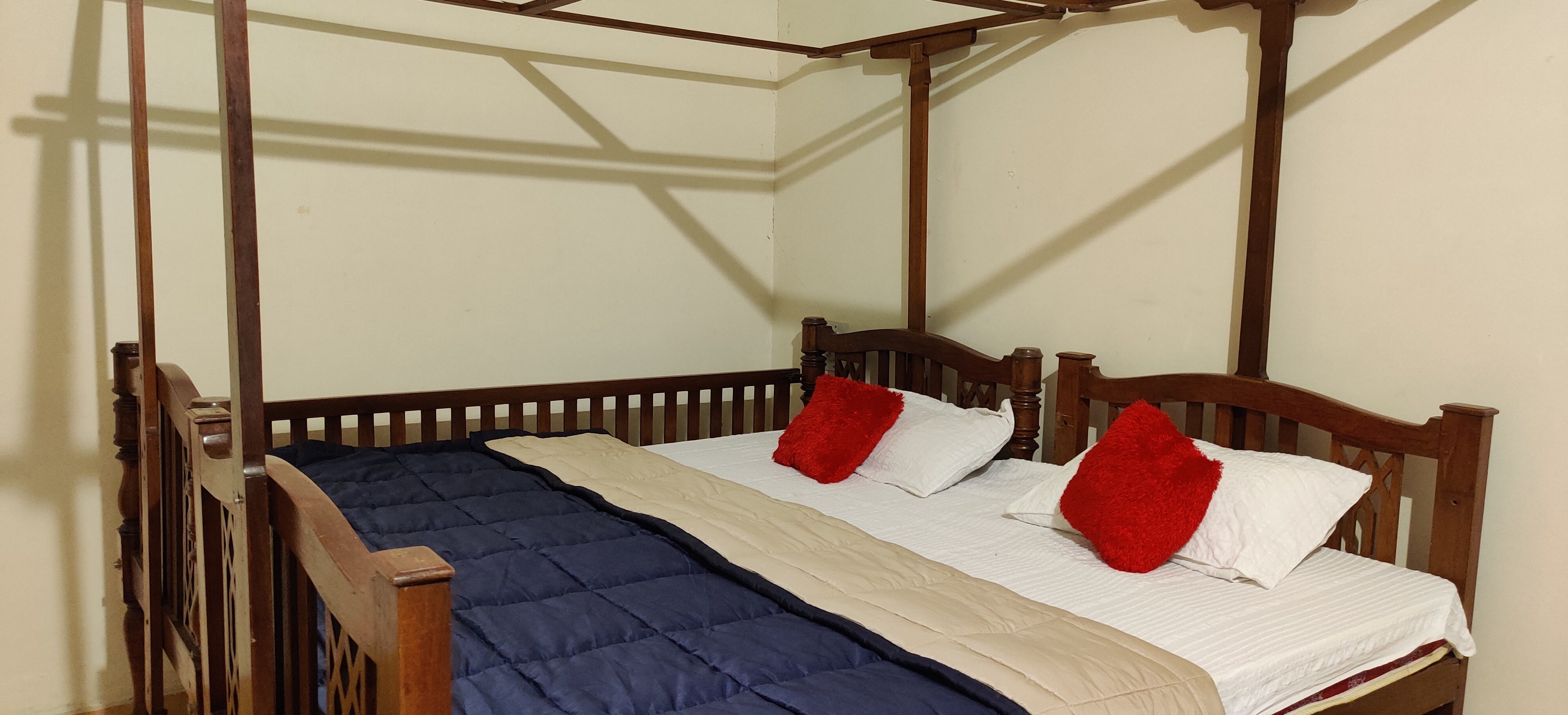 Green Acres Homestay - Tap to explore photos