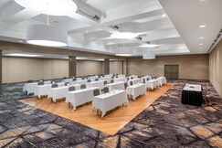 Holiday Inn & Suites Pittsfield-Berkshires