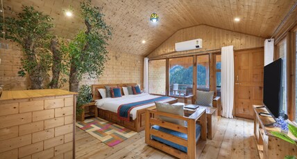Echor Treehouse Retreat Tandi Jibhi Room Type - Whispering Tree Cottage with Balcony (Valley View)