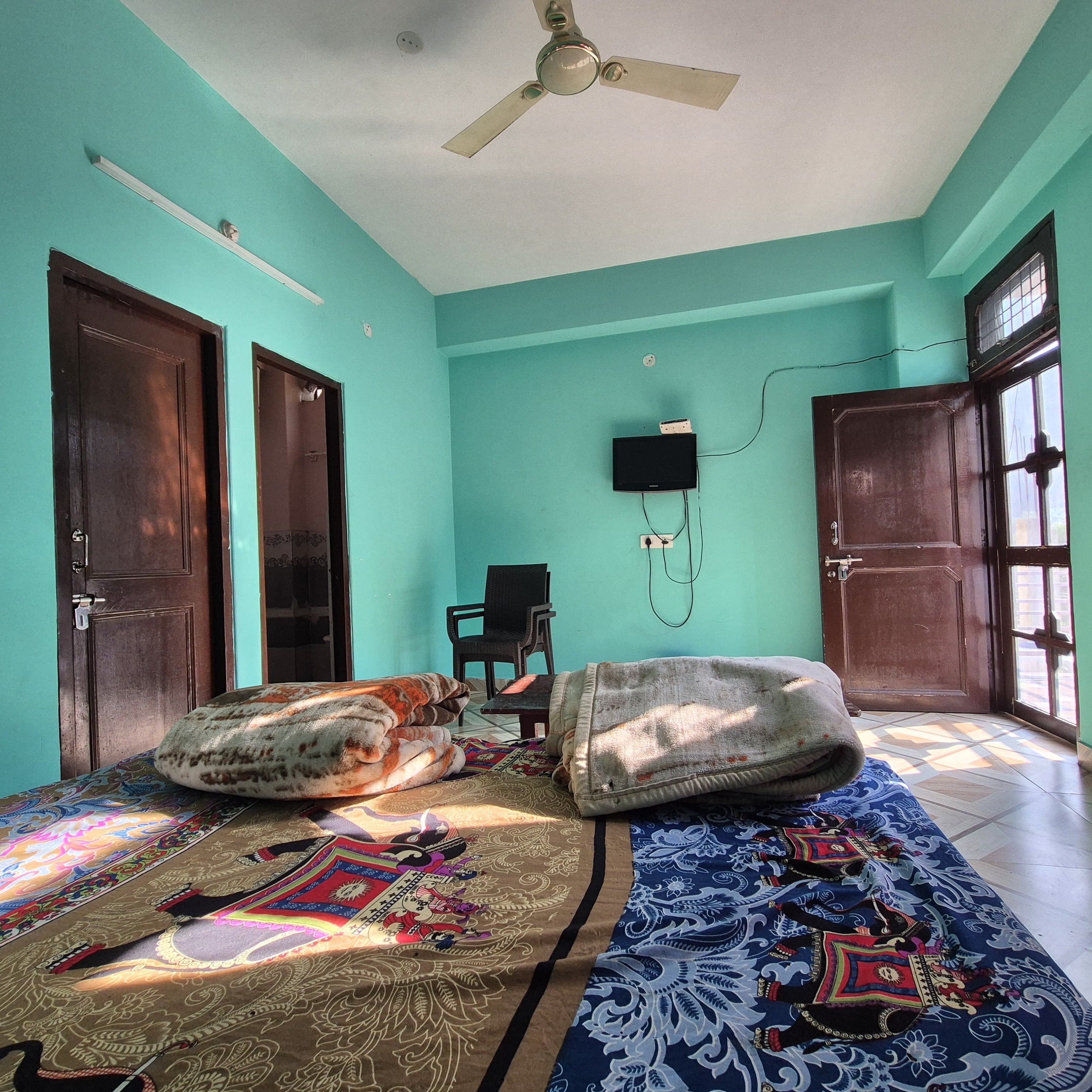 MEHTA GUEST HOUSE - Tap to explore photos