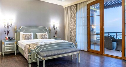 Sapphire Marine Hotel Room Type - Standard Double or Twin Room Sapphire Marine Hotel Room Type - Standard Double or Twin Room