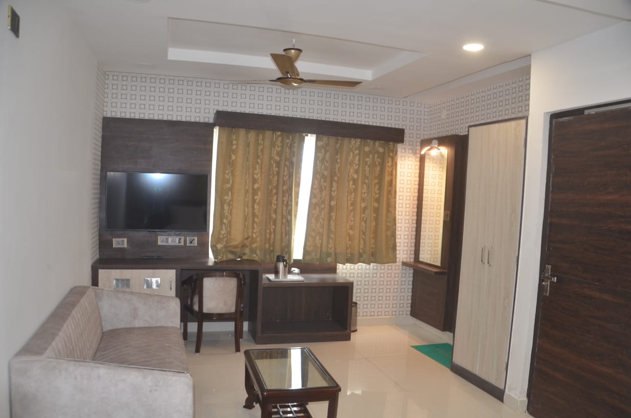 Hotel Rajeev Regency, Gopalganj - Tap to explore photos