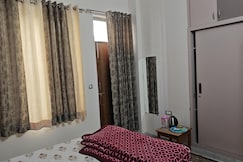 Alok ji Homestay