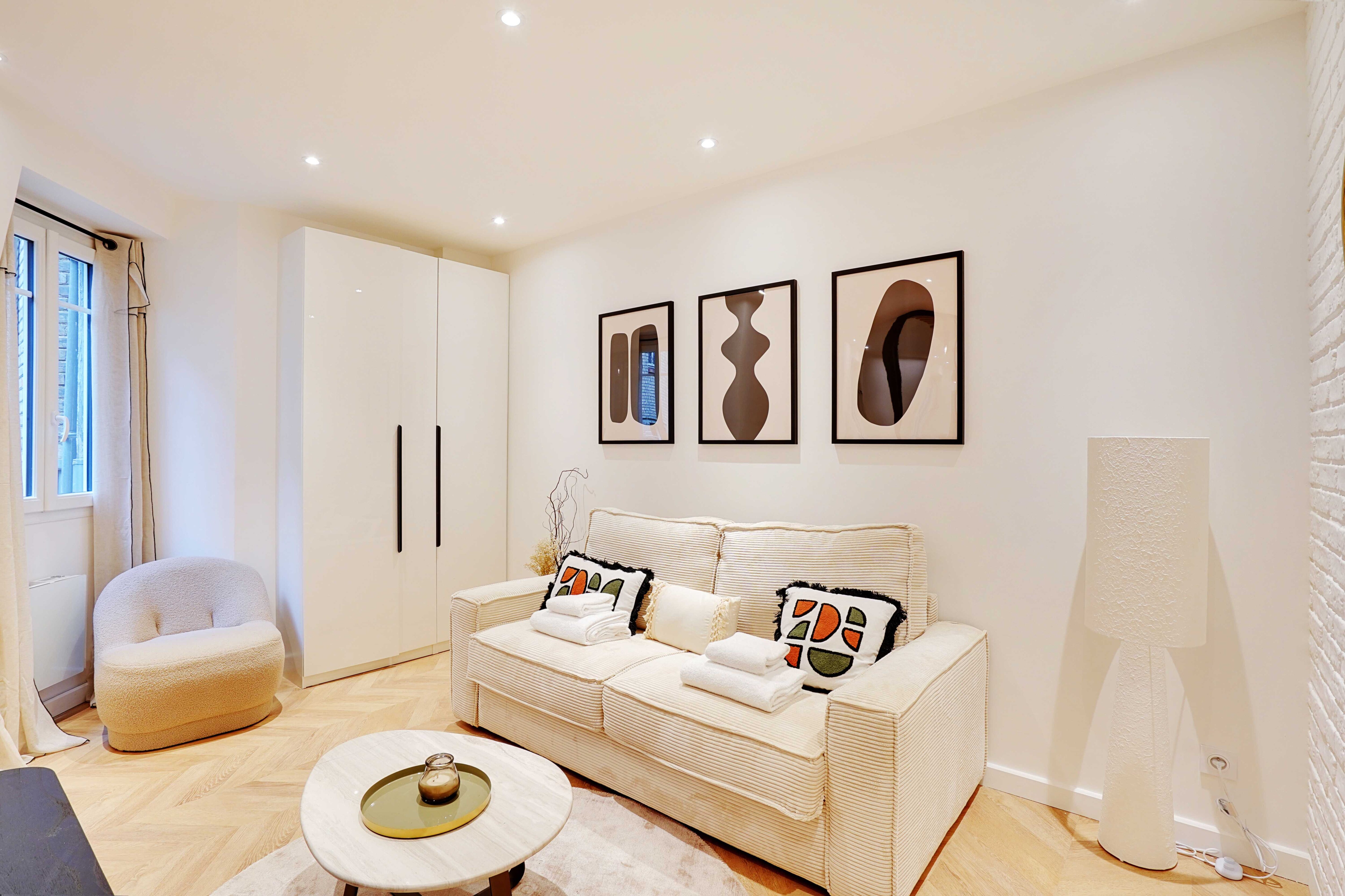 Magnificent apartment 1BR/4P - Arc de Triomphe - Tap to explore photos
