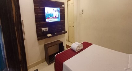 MM PARK INN Room Type - Queen Room
