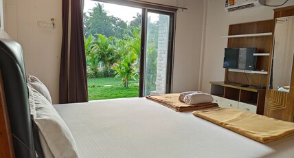 Mermaid Avisa Resort Room Type - Deluxe Room with Garden View