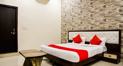 Hotel O StayCraft Room Type - Classic