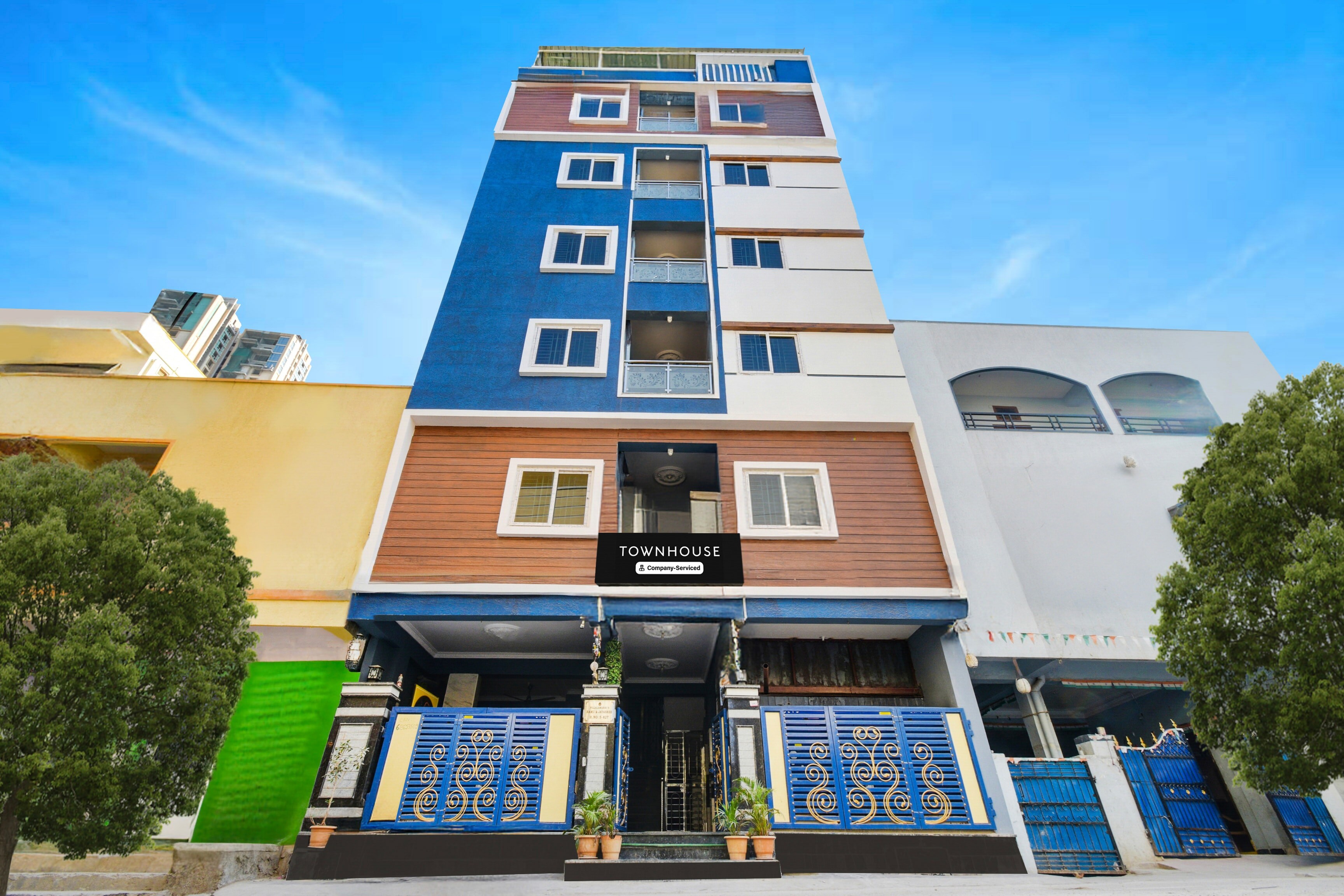 Super Townhouse Hitech City Near Yashoda Hospital - Tap to explore photos