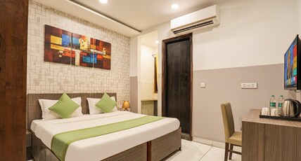 Hotel Shagun & Banquets Room Type - Superior Deluxe Room - Free Wi-Fi And Free Parking Inckuded Hotel Shagun & Banquets Room Type - Superior Deluxe Room - Free Wi-Fi And Free Parking Inckuded