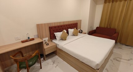 THE OCEAN PEARL GRANDE Room Type - Super Deluxe Room