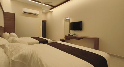 HOTTEL SARADDHA GRANDE Room Type - Grand Family Room