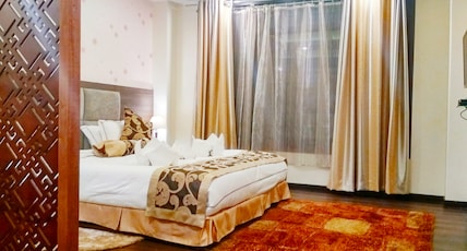 PEARL RETREAT (A Pure Veg Hotel) Room Type - Deluxe Triple(3 Sharing - One King Bed One Single Bed) PEARL RETREAT (A Pure Veg Hotel) Room Type - Deluxe Triple(3 Sharing - One King Bed One Single Bed)