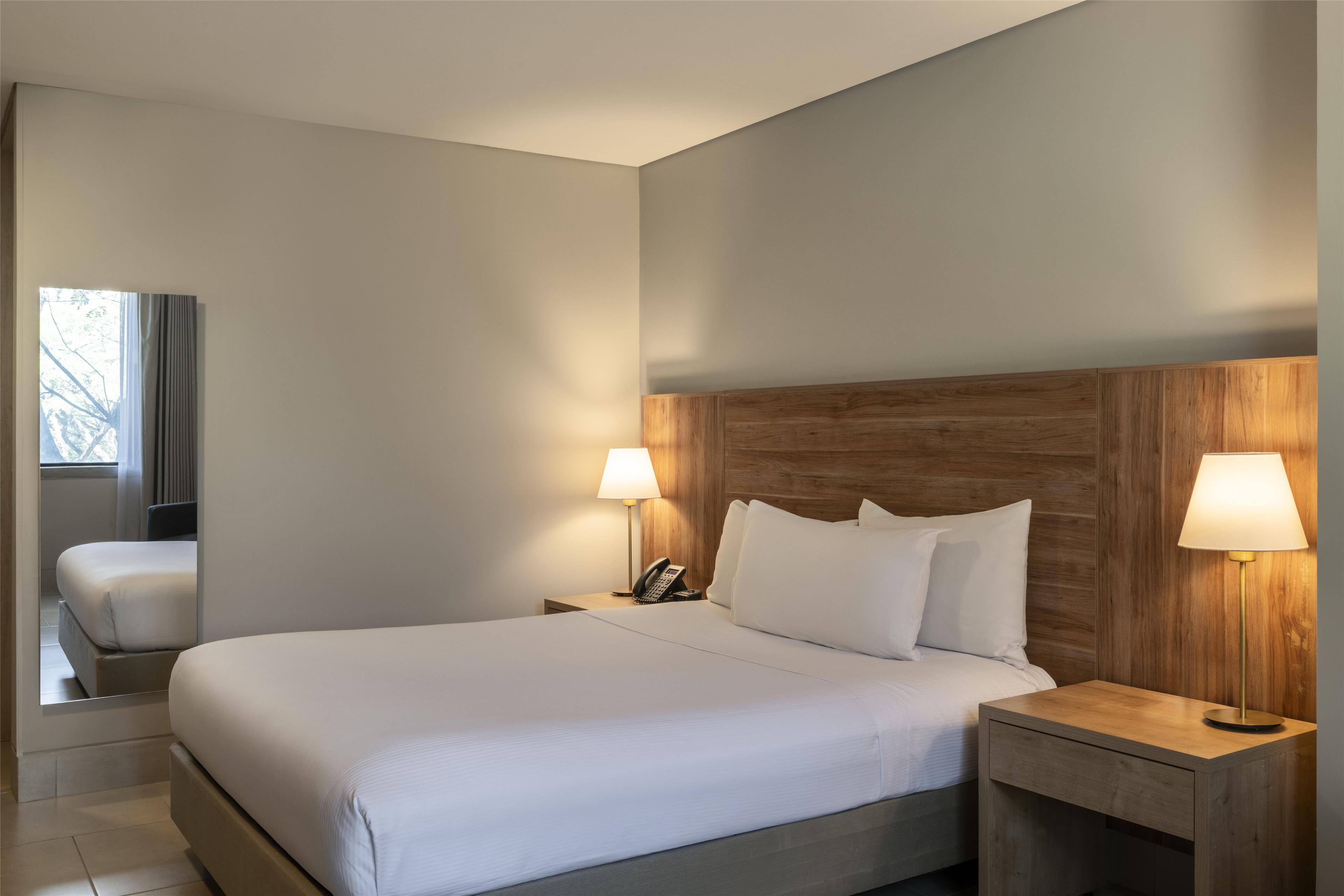 Hilton Garden Inn Cali Ciudad Jardin - Tap to explore photos