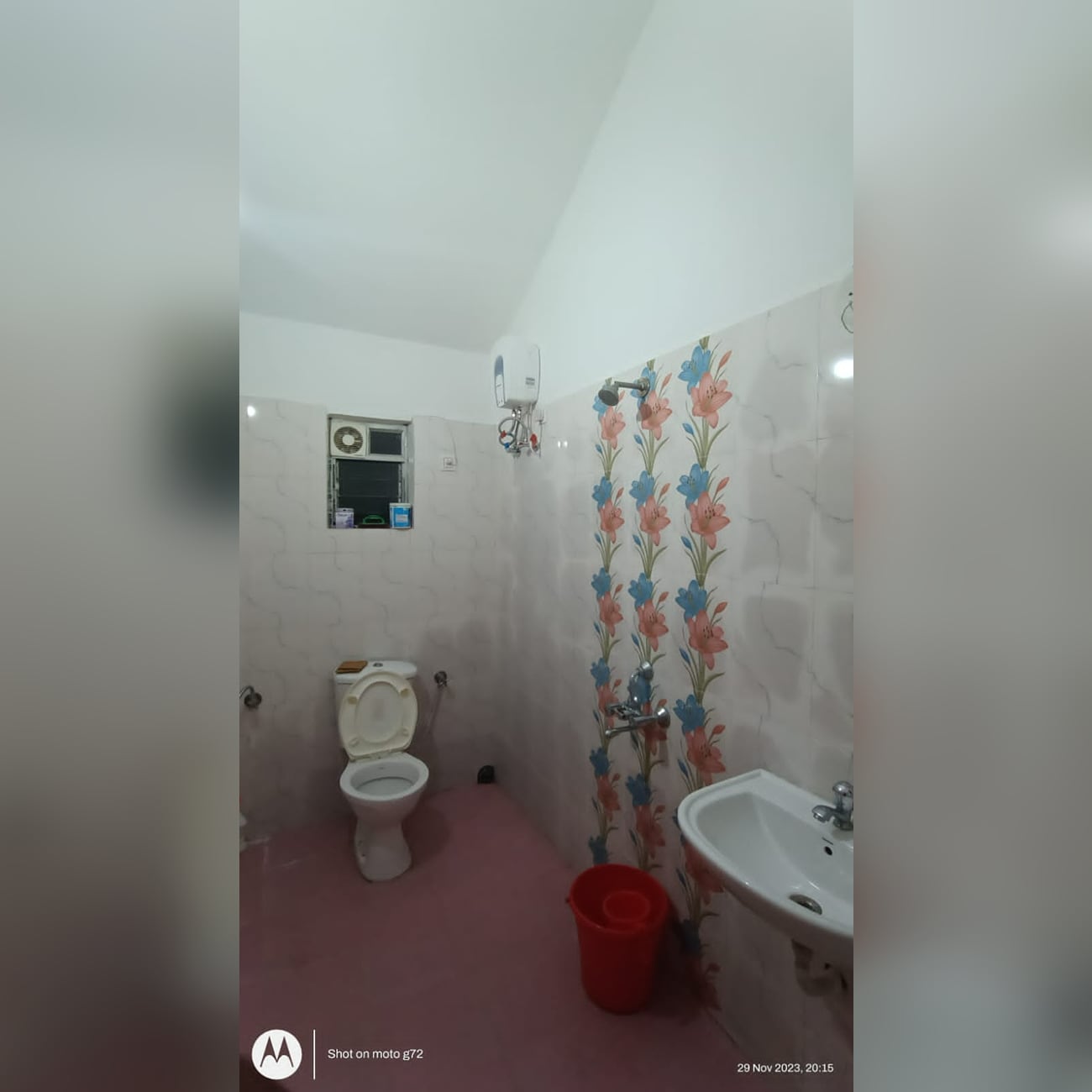 Raj Kuthir Homestays - Sobuj Potro - Tap to explore photos