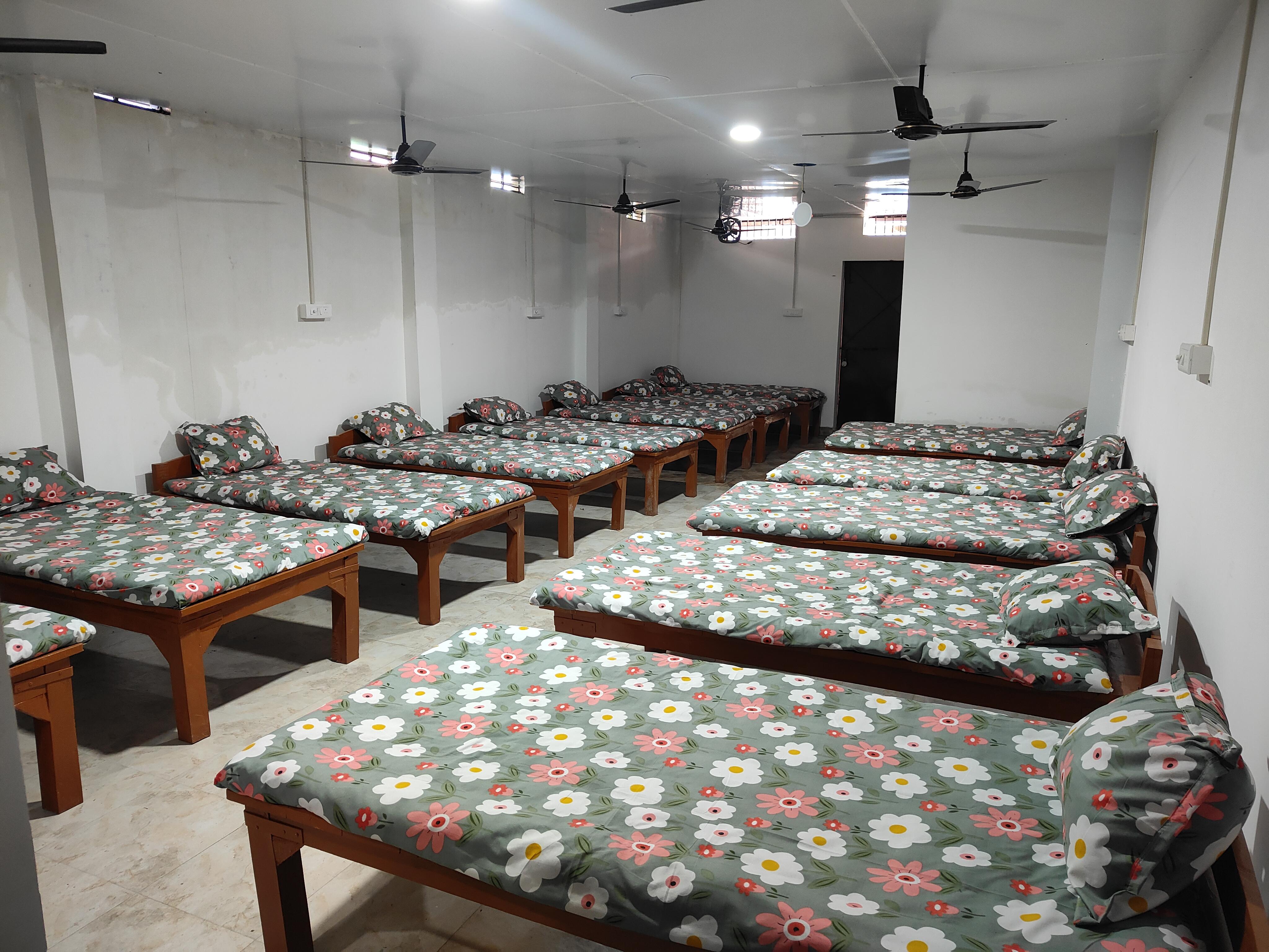 Hotel Manorama Palace - Tap to explore photos