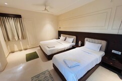 Hotel Corporate, Shivpuri