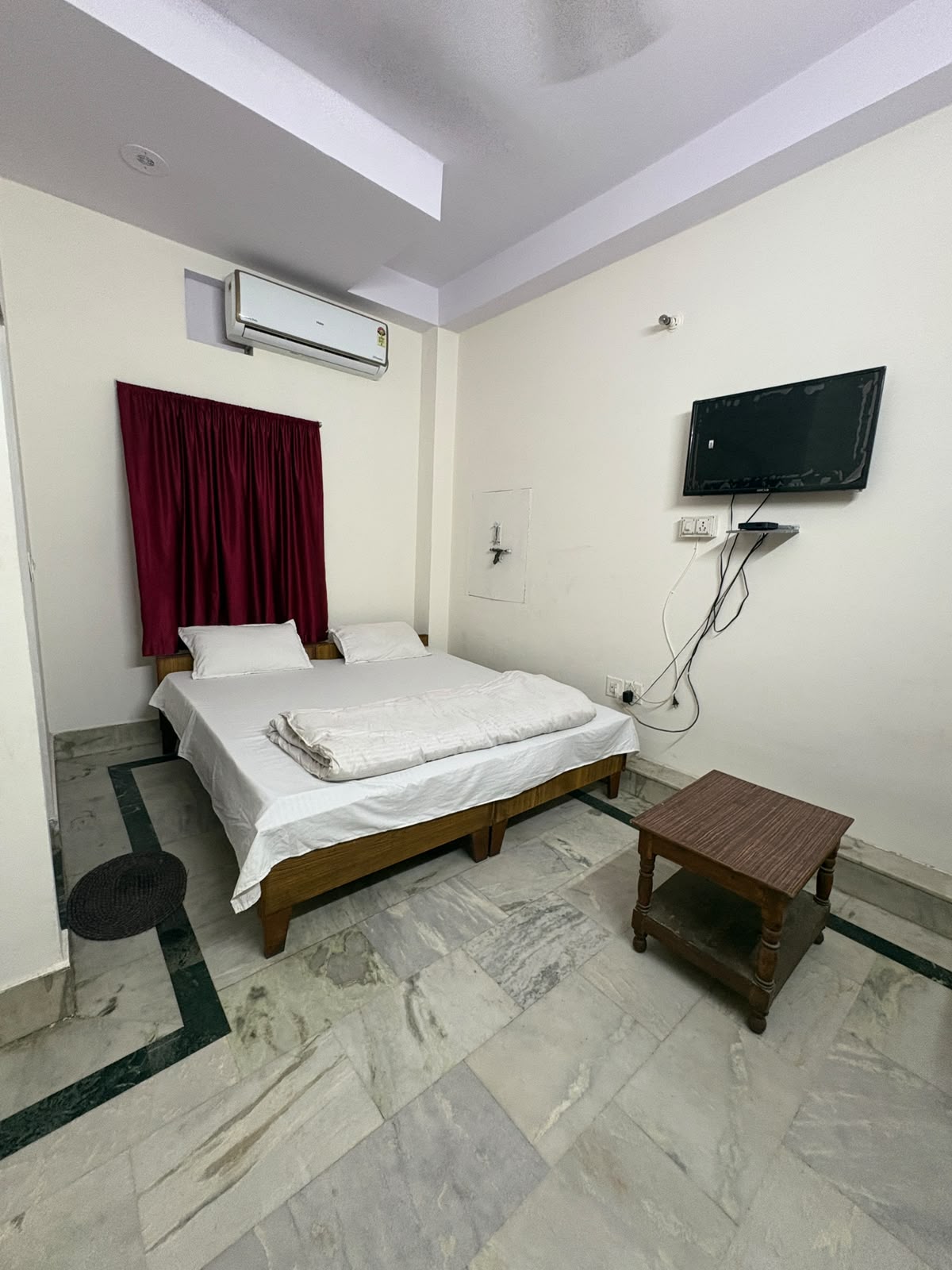 Hotel Sheetla Palace - Tap to explore photos