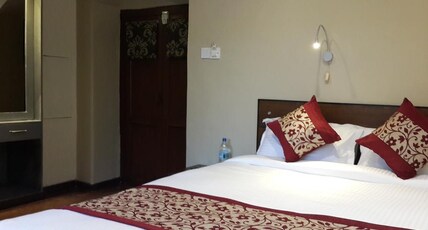 Hotel Heranya Room Type - Deluxe Double Room