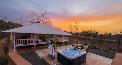 Tree of Life Ramvilas, Bandhavgarh Room Type - Luxury Tent with Jacuzzi Tree of Life Ramvilas, Bandhavgarh Room Type - Luxury Tent with Jacuzzi