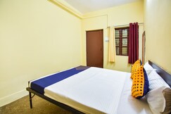 Hotel O Pratap