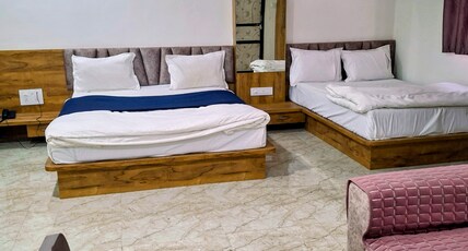 Hotel satyam Room Type - Deluxe 3 bed