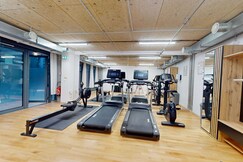 Room 1002 in a premium residence- Sport/laundry