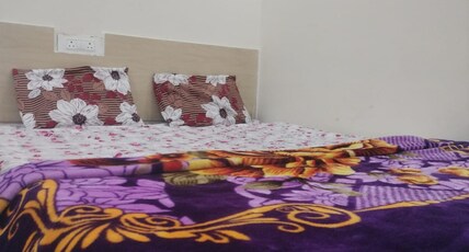 Hotel Rudra Maharaja Room Type - Bedroom