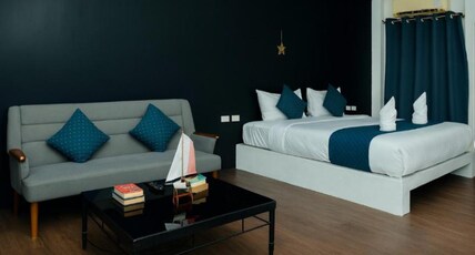 Chic Boutique Hotel Patong Room Type - Double Room with Pool View