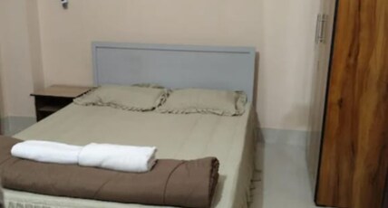 MERAAJ GUEST HOUSE PRESENTS BERAKHA Room Type - Bedroom 8
