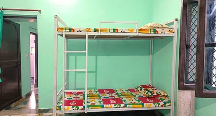 Shanti Rental And Dormitory Room Type - 4-Bed Male Dormitory