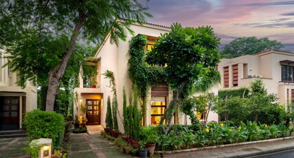 V Are Family Nine Forest Drive | 3BHK Luxury Golf View Villa with Bonfire & BBQ Room Type - V Are Family Nine Forest Drive | 3BHK Luxury Golf View Villa with Bonfire & BBQ
