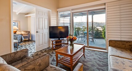 Best Western Plus Island Palms Hotel & Marina Room Type - Suite-2 Queen Beds, Non-Smoking, Marina View, Full Kitchen, Living Room, Patio, Sofabed Best Western Plus Island Palms Hotel & Marina Room Type - Suite-2 Queen Beds, Non-Smoking, Marina View, Full Kitchen, Living Room, Patio, Sofabed