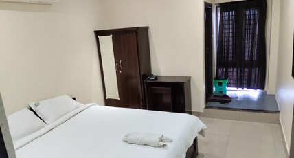 Star MSR Residency Room Type - STANDARD  ROOM  AC