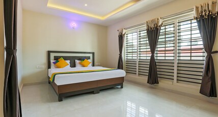 Itsy Hotels Kottaram Residency, 10 Mins To Botanical Garden Room Type - Deluxe Family Room
