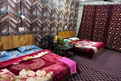 Aziz Guest House | Near Dal Lake
